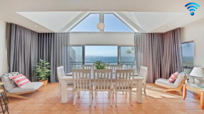 Dolphins Den - panoramic views, Culburra Beach